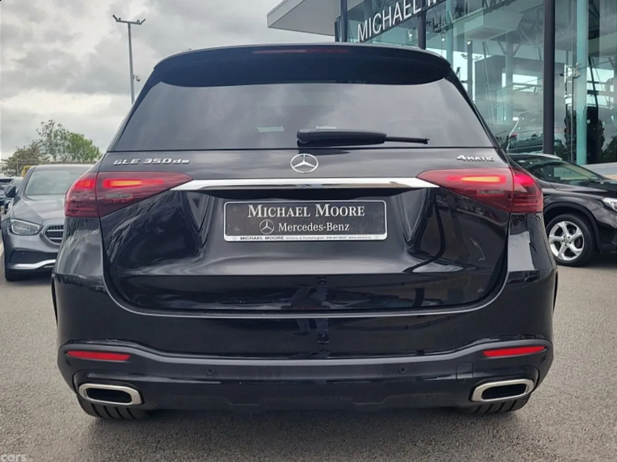 Mercedes-Benz GLE SUV, Diesel Plug-in Hybrid, 2027, Black
