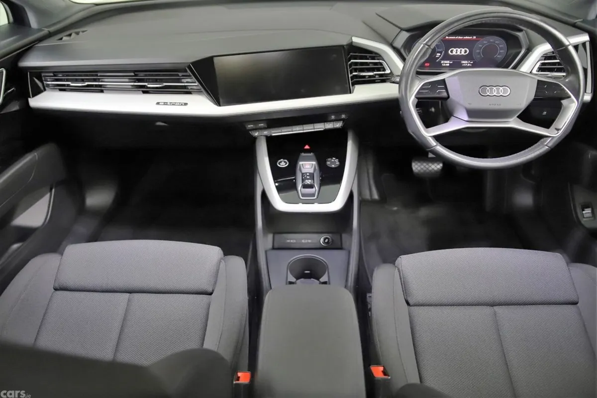 Audi Q4 e-tron SUV, Electric, 2023, Blue