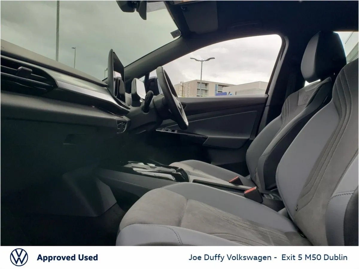 Volkswagen ID.5 Estate, Electric, 2025, Black