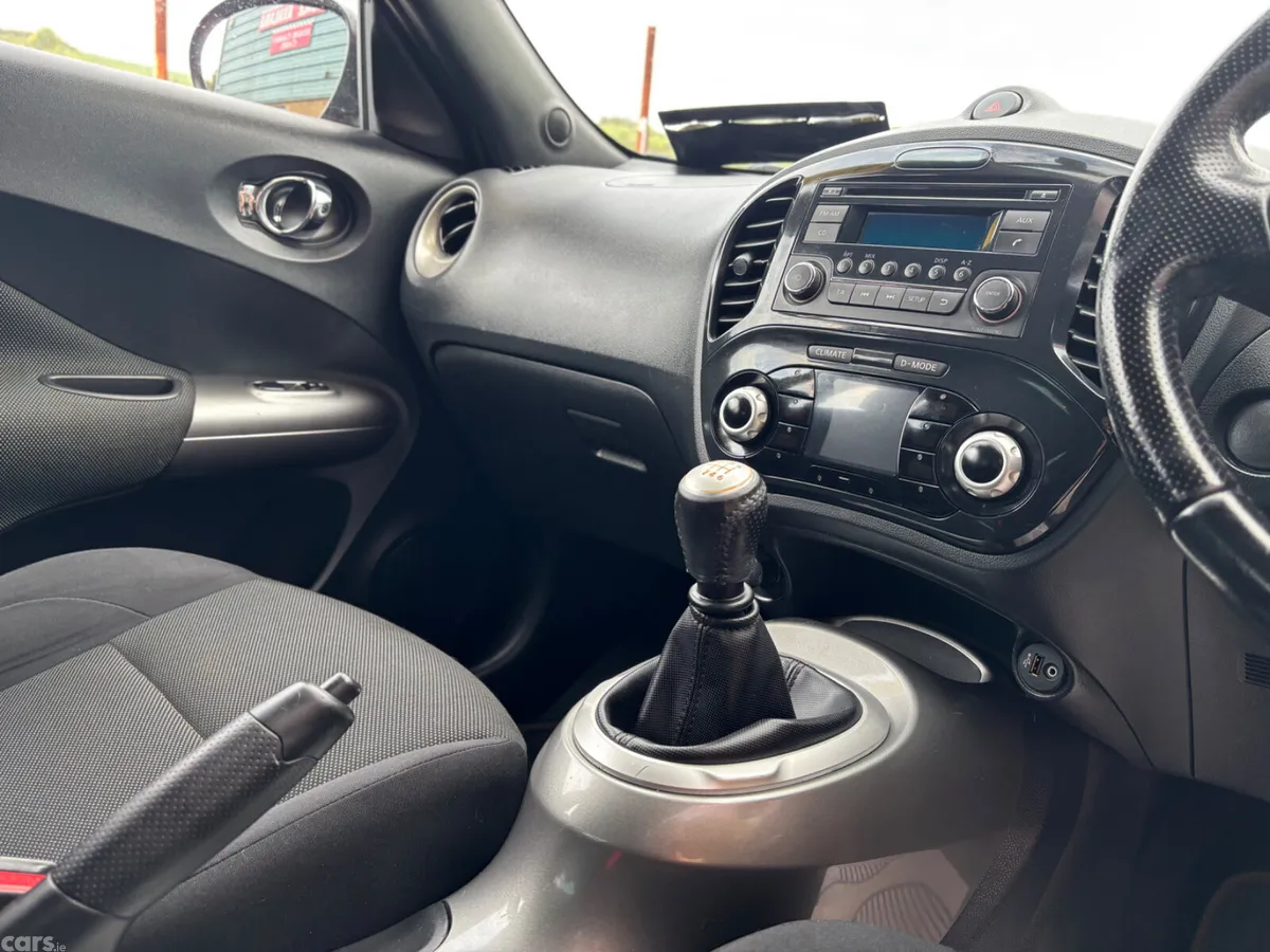 Nissan Juke SUV, Diesel, 2013, Red