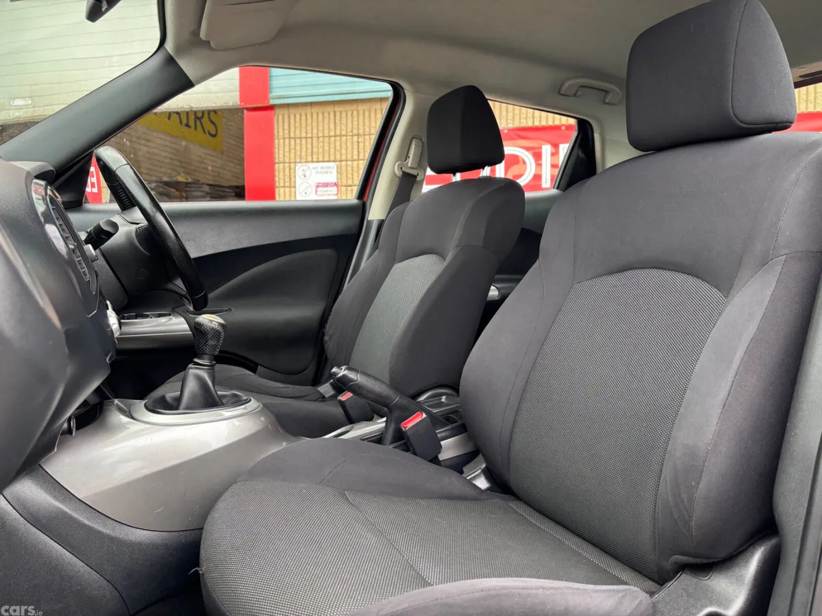 Nissan Juke SUV, Diesel, 2013, Red