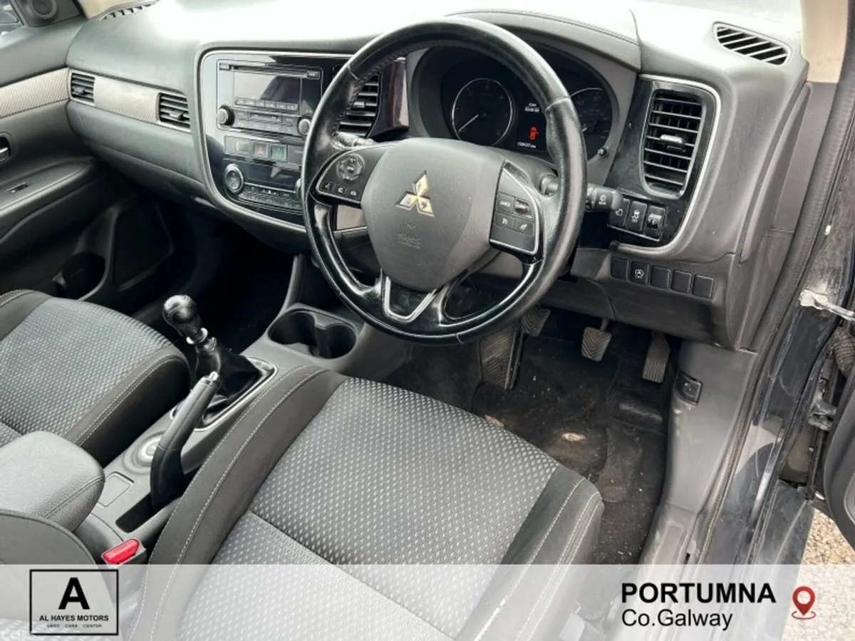Mitsubishi Outlander SUV, Diesel, 2016, Black