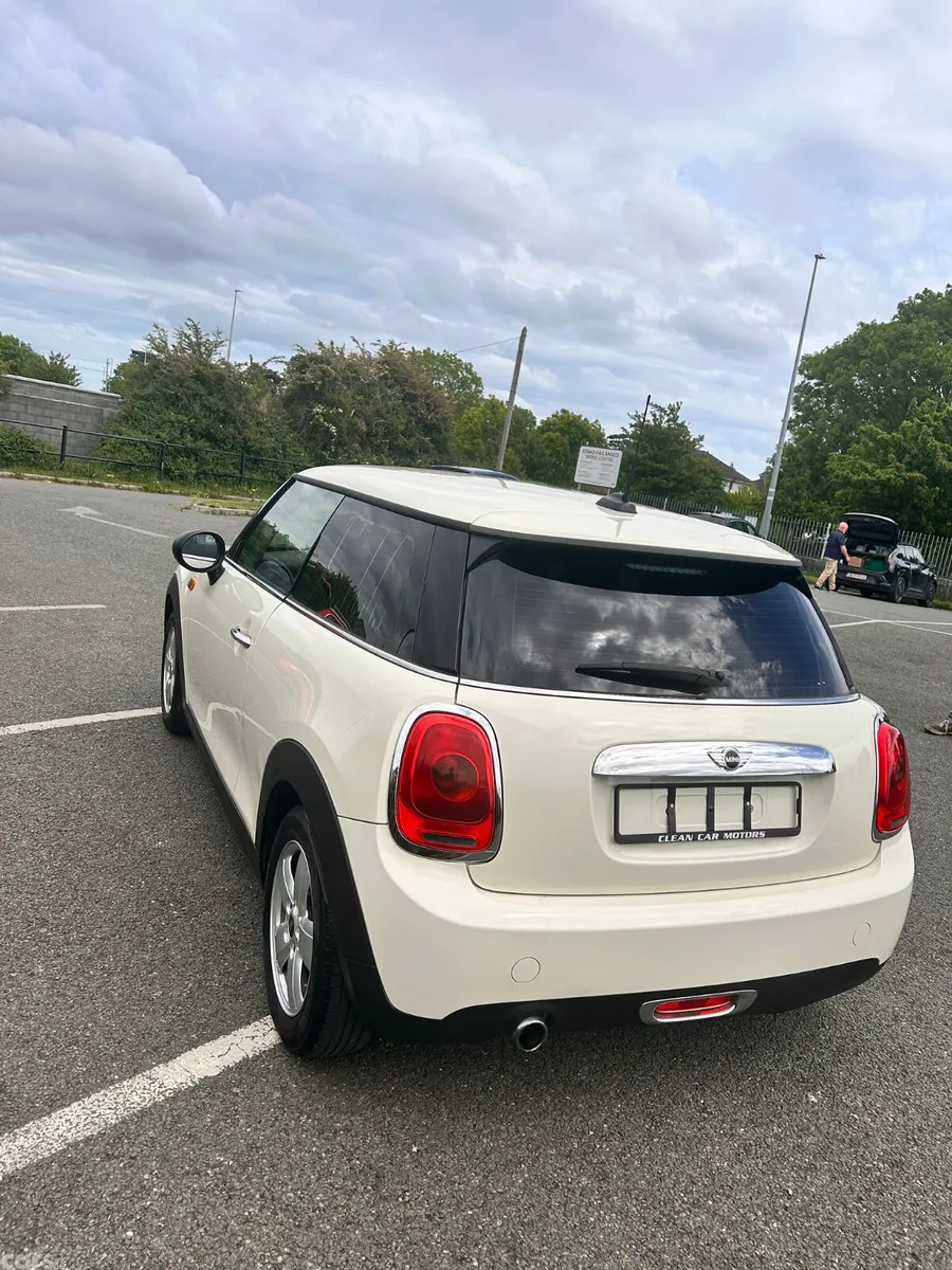 Mini Mini Hatchback, Petrol, 2015, White