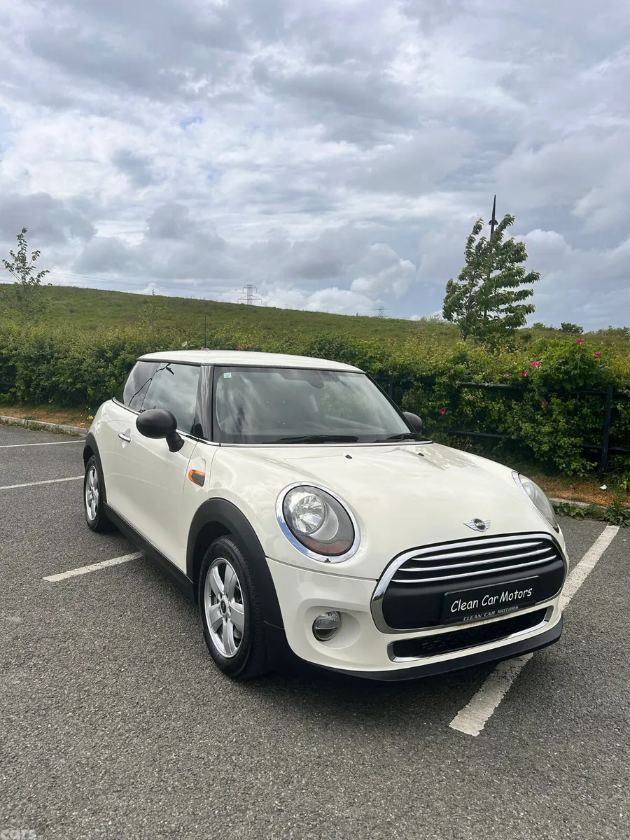 Mini Mini Hatchback, Petrol, 2015, White