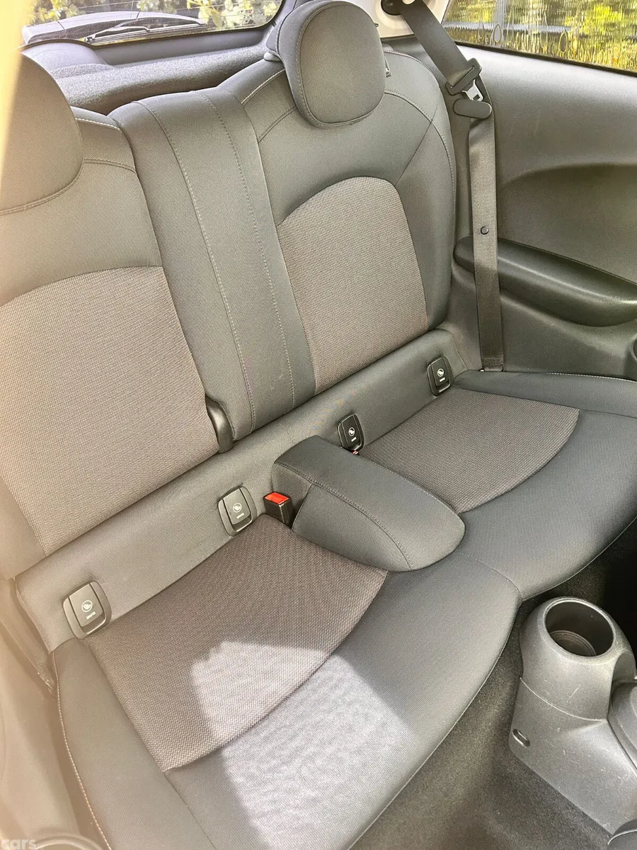 Mini Mini Hatchback, Petrol, 2015, White