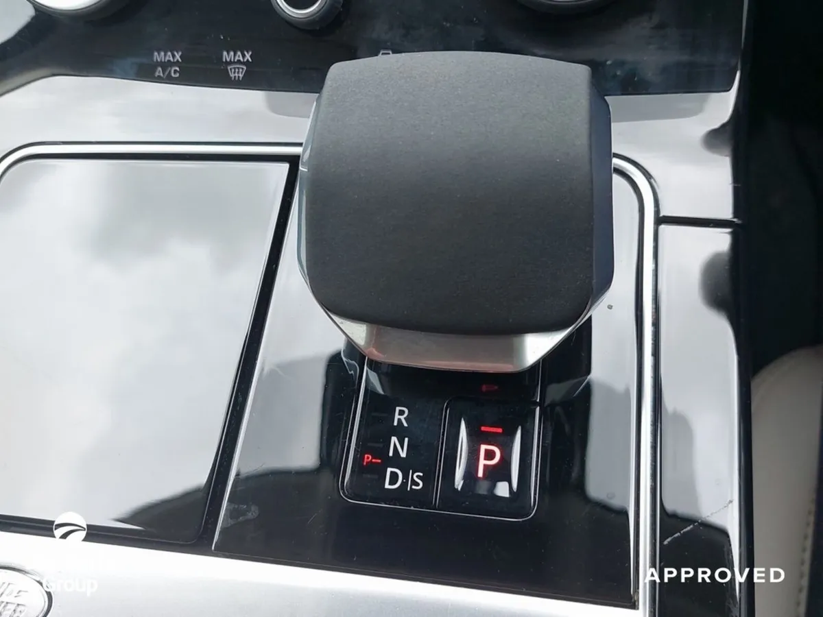 Land Rover Range Rover Velar SUV, Petrol Plug-in Hybrid, 2023, Grey