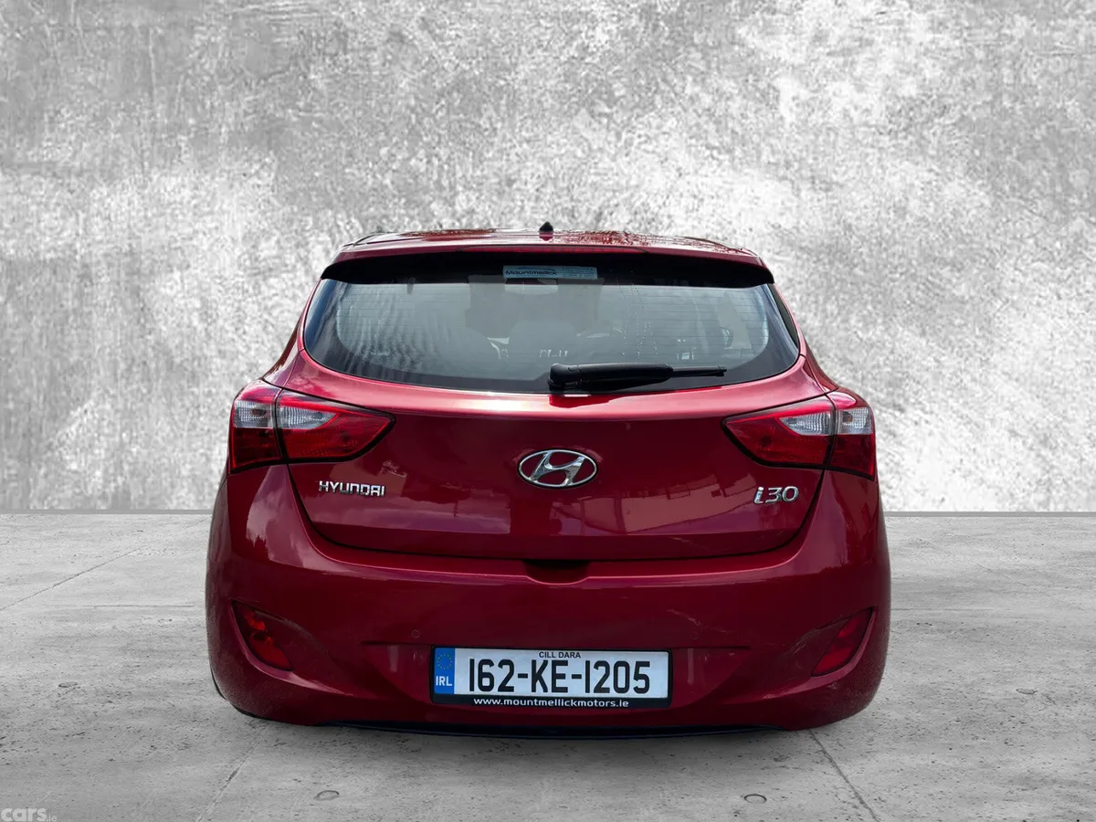 Hyundai i30 Hatchback, Diesel, 2016, Red