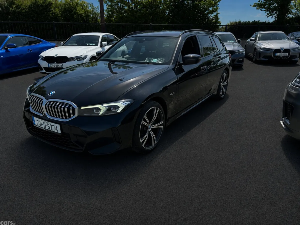 BMW 3-Series Estate, Petrol Plug-in Hybrid, 2023, Black