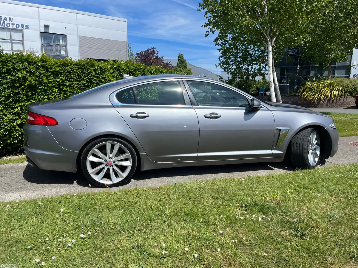 Jaguar XF Saloon, Diesel, 2015, Grey
