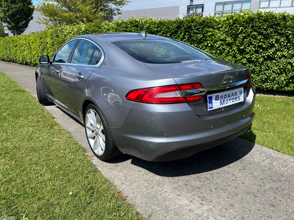 Jaguar XF Saloon, Diesel, 2015, Grey