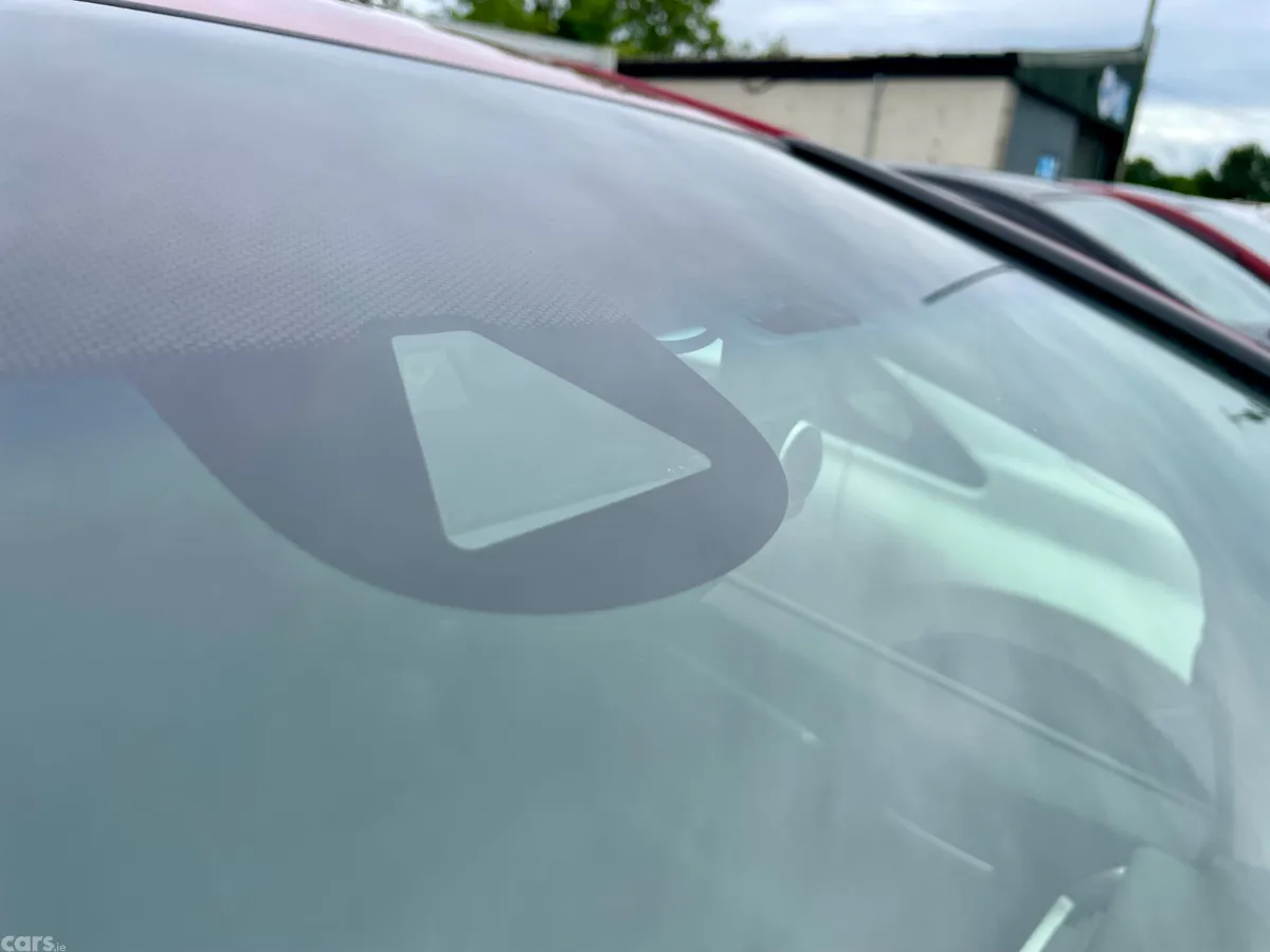 Honda Shuttle MPV, Petrol Hybrid, 2018, Red