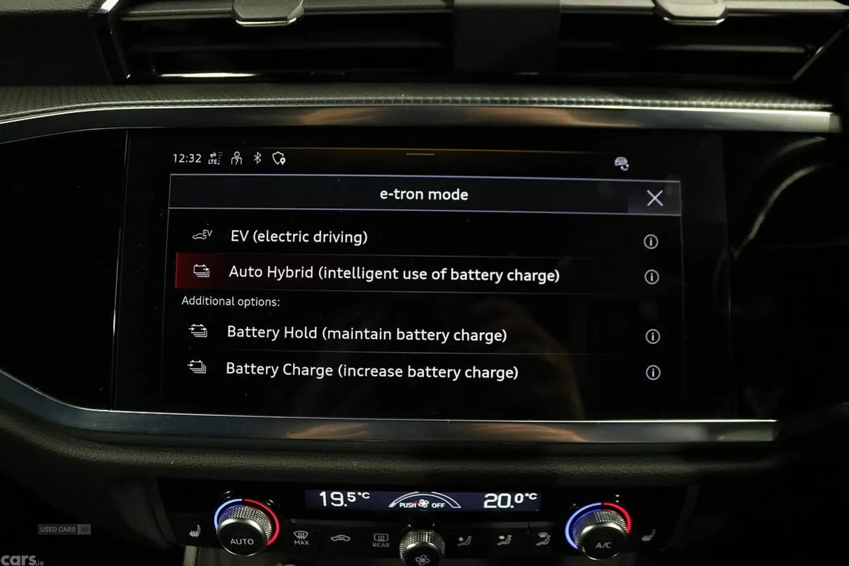 Audi Q3 SUV, Petrol Hybrid, 2023, Grey