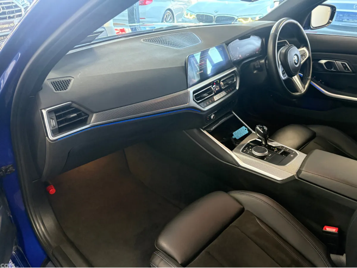 BMW 3-Series Saloon, Diesel, 2021, Blue
