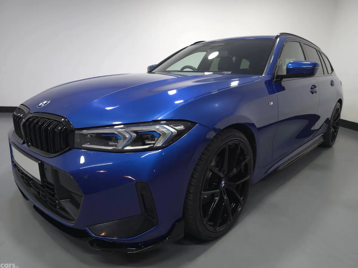 BMW 3-Series Estate, Diesel, 2023, Blue