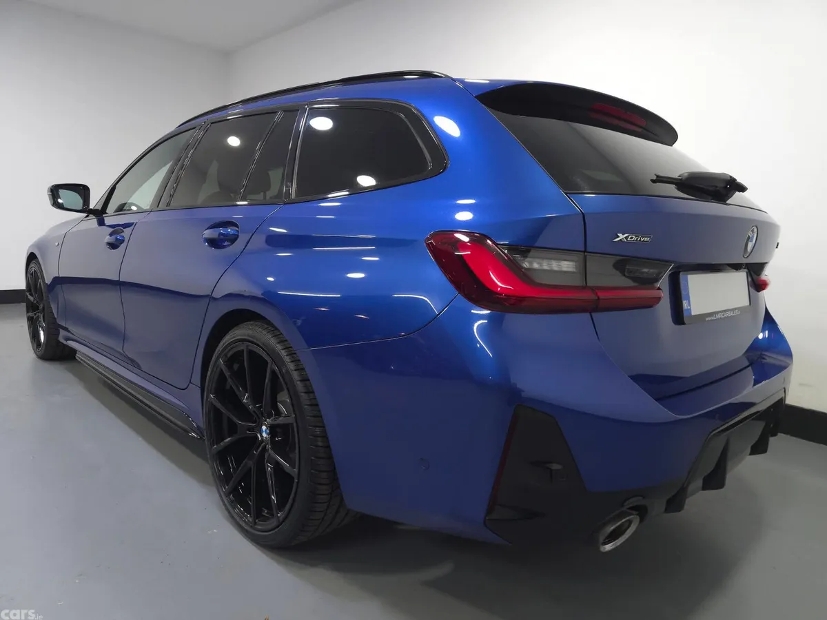 BMW 3-Series Estate, Diesel, 2023, Blue