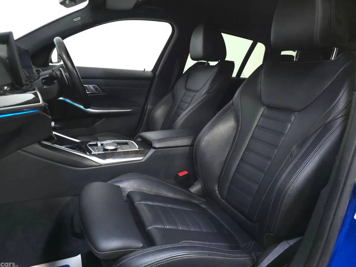 BMW 3-Series Estate, Diesel, 2023, Blue