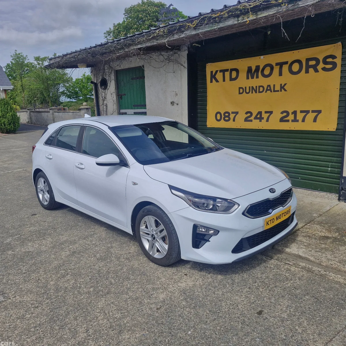 Kia Ceed Hatchback, Diesel, 2019, White