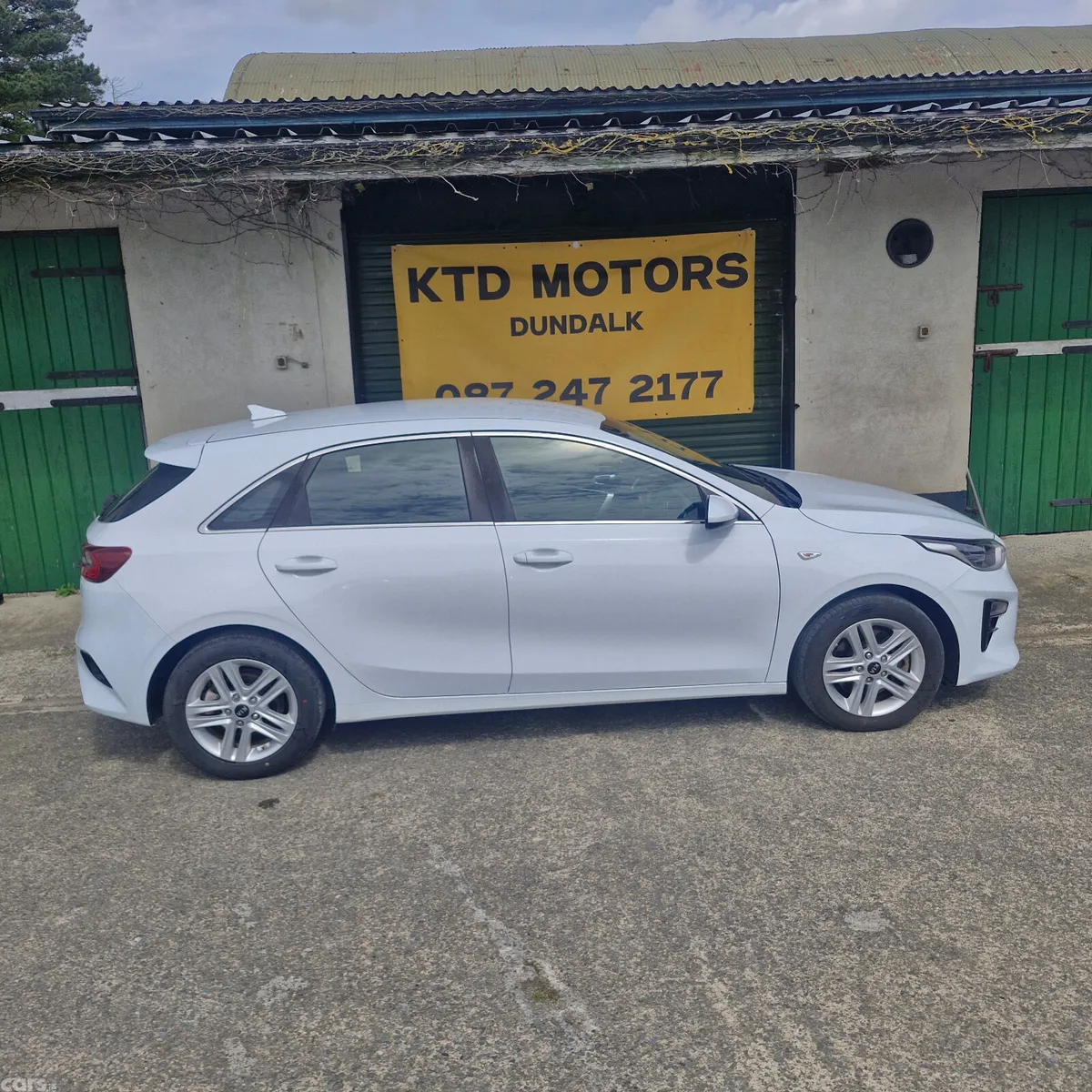 Kia Ceed Hatchback, Diesel, 2019, White