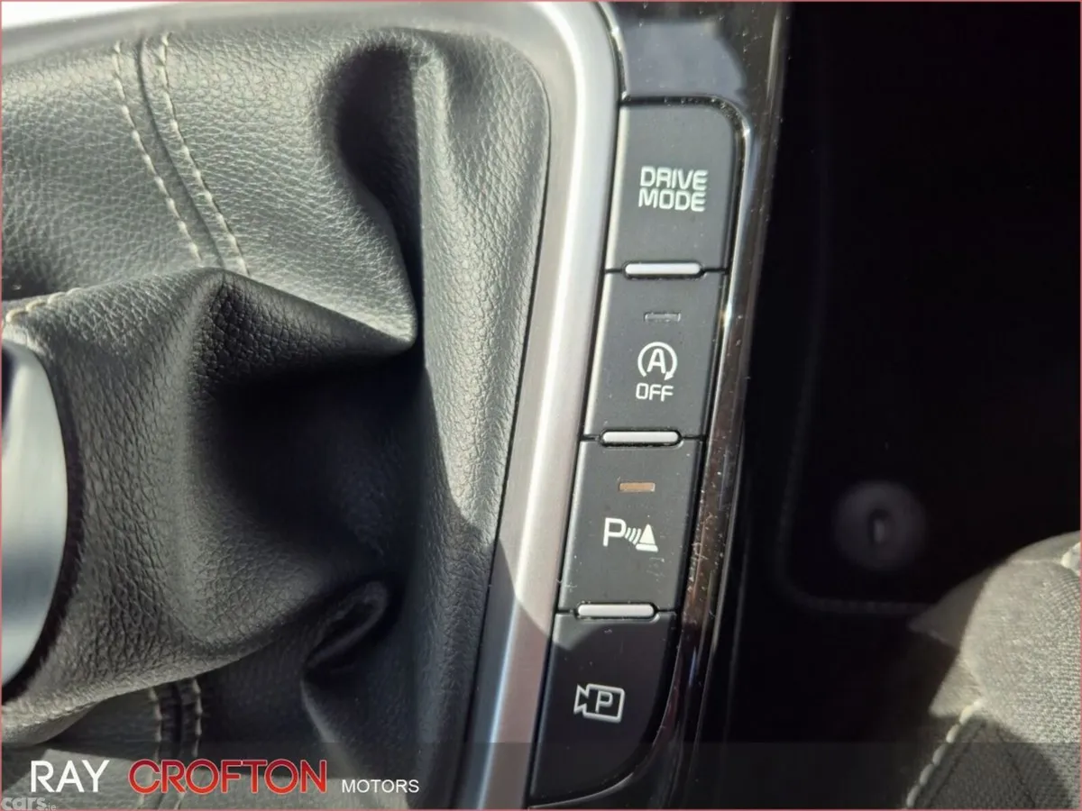 Kia Ceed Hatchback, Diesel Hybrid, 2023, Grey