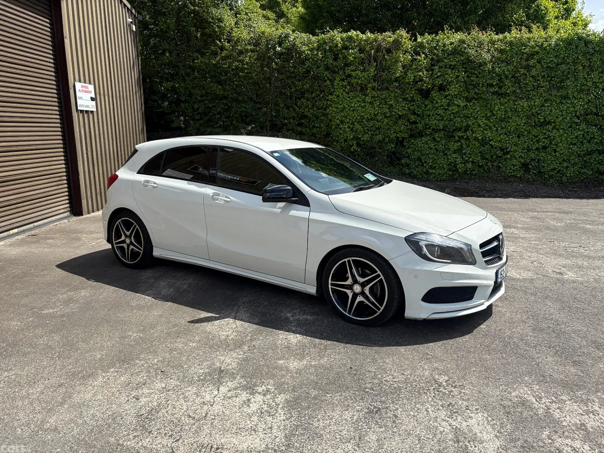 Mercedes-Benz A-Class Hatchback, Petrol, 2015, White