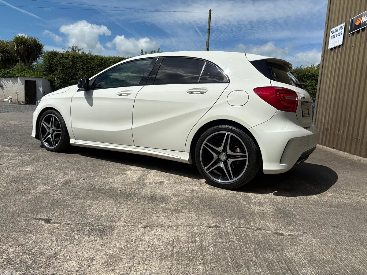 Mercedes-Benz A-Class Hatchback, Petrol, 2015, White
