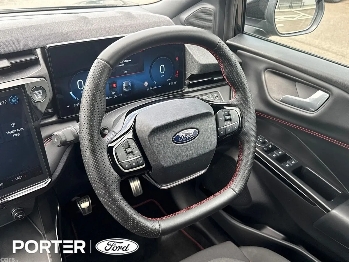 Ford Puma MPV, Petrol, 2025, Black