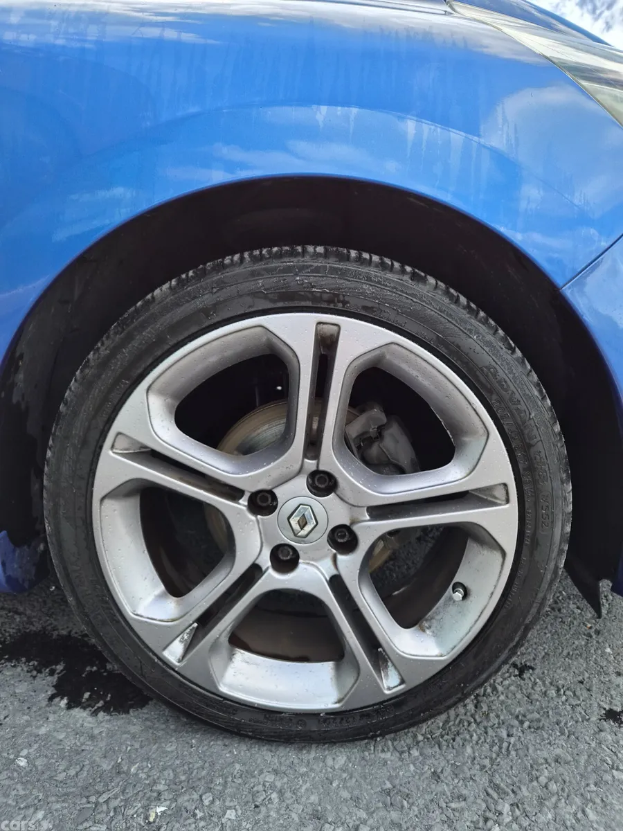 Renault Clio Hatchback, Petrol, 2016, Blue