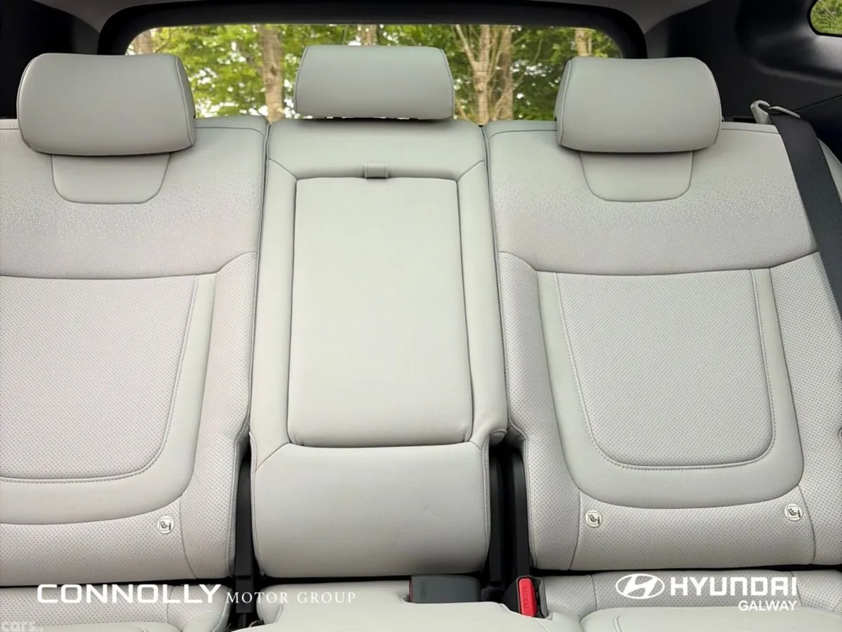 Hyundai Tucson SUV, Petrol Plug-in Hybrid, 2025, Black