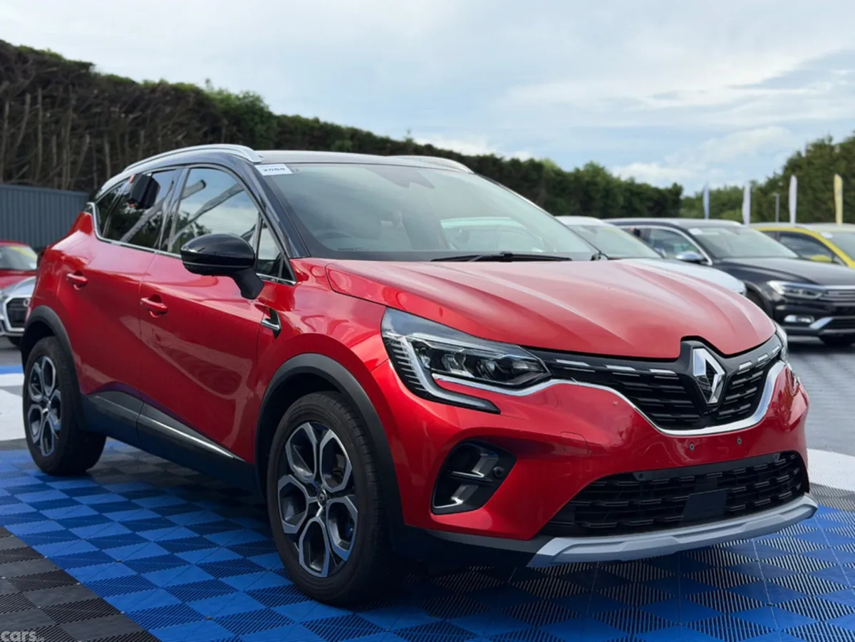 Renault Captur SUV, Petrol, 2021, Red
