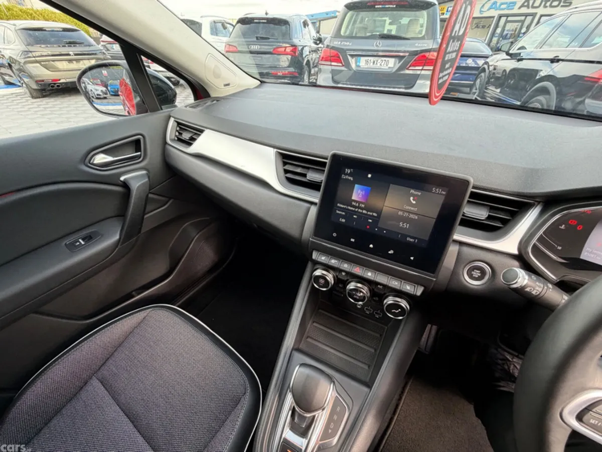 Renault Captur SUV, Petrol, 2021, Red