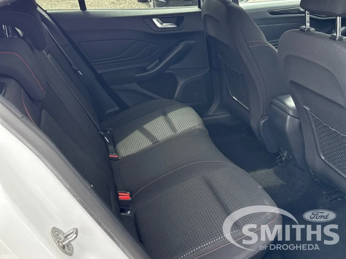 Ford Focus Hatchback, Petrol Hybrid, 2023, White