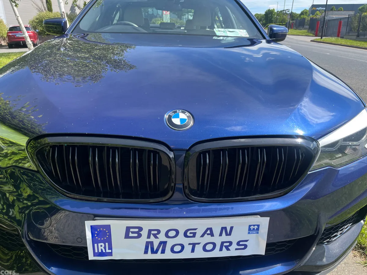 BMW 5-Series Saloon, Petrol Hybrid, 2017, Blue