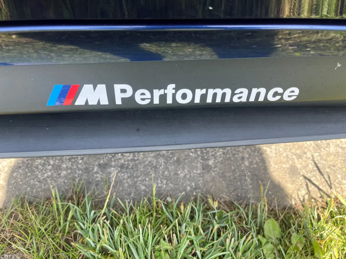 BMW 5-Series Saloon, Petrol Hybrid, 2017, Blue