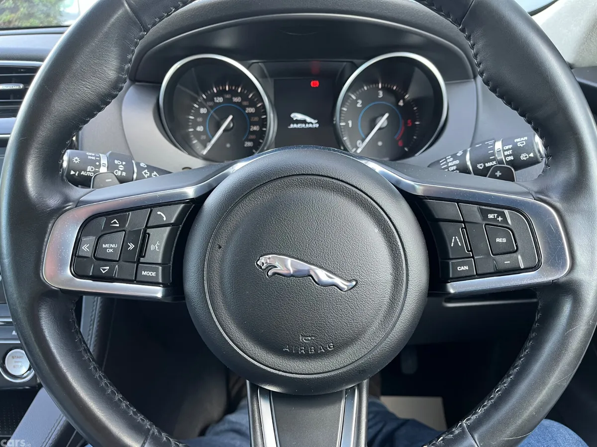 Jaguar F-Pace SUV, Diesel, 2020, Black