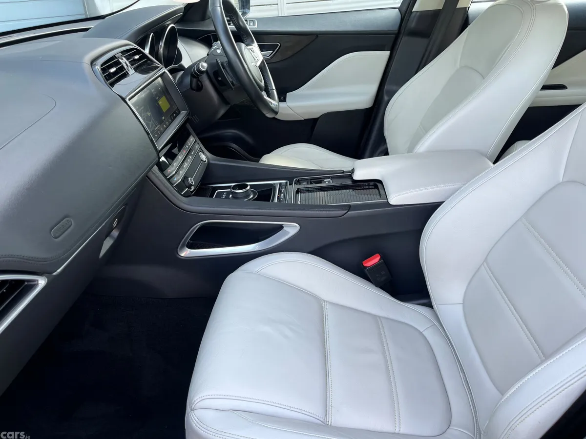 Jaguar F-Pace SUV, Diesel, 2020, Black