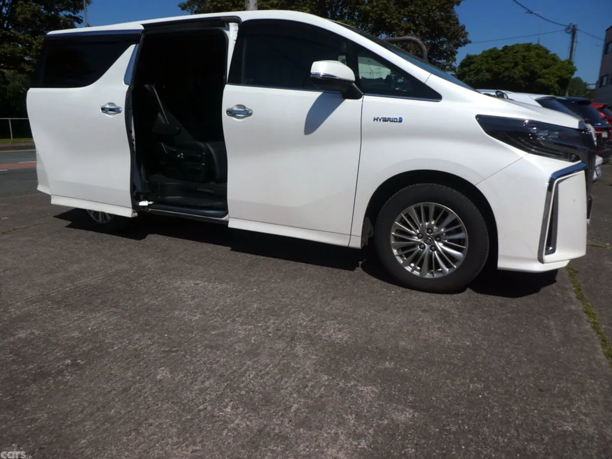 Toyota Alphard MPV, Petrol, 2020, White