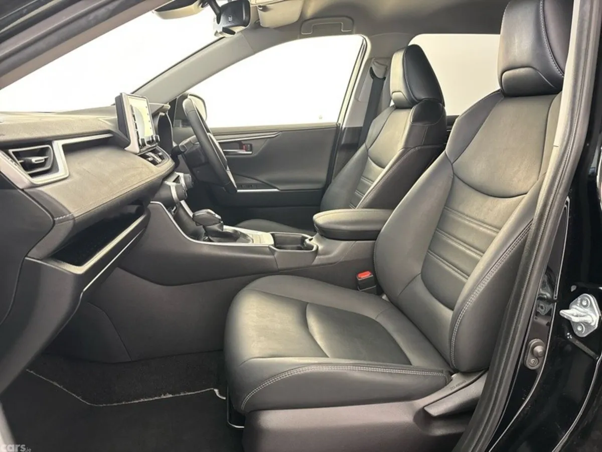 Toyota RAV4 SUV, Petrol Hybrid, 2022, Black