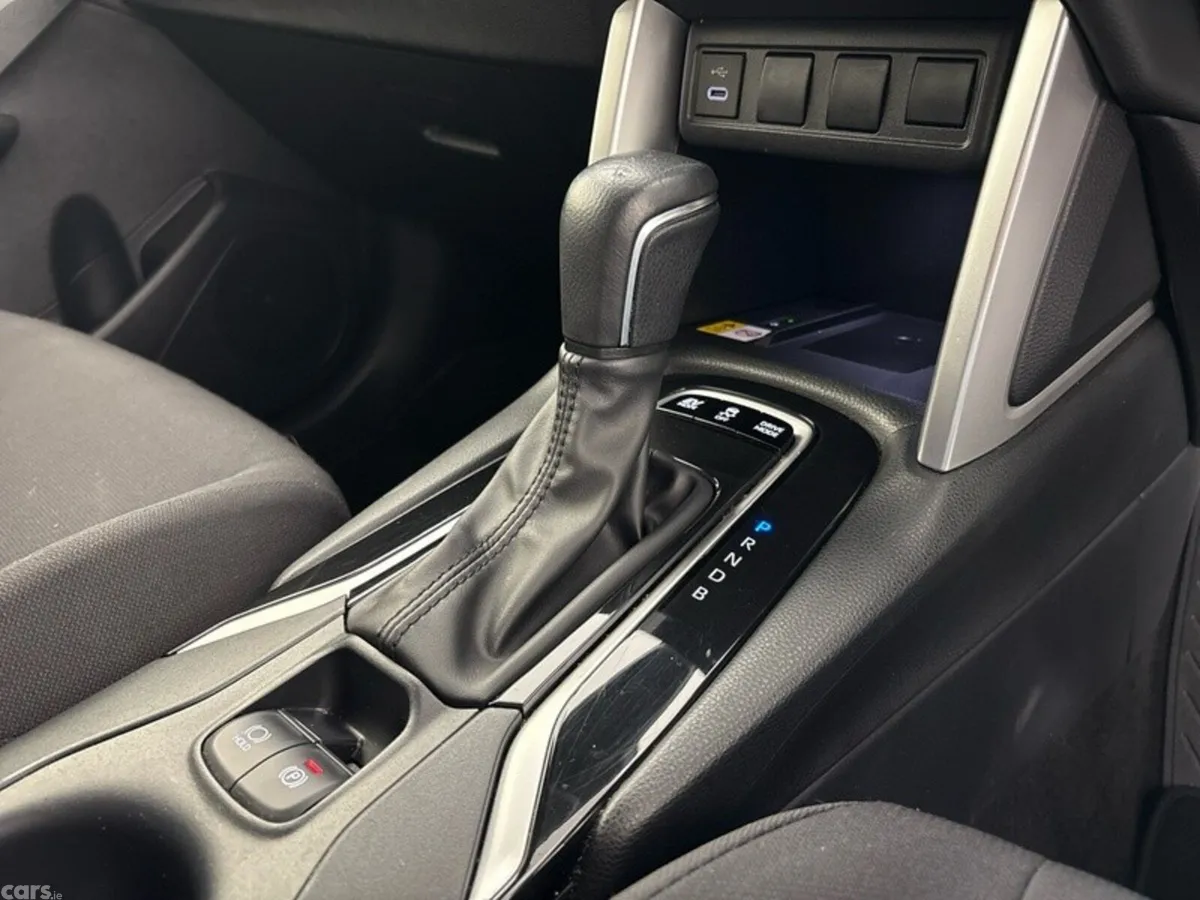 Toyota Corolla Cross SUV, Petrol Hybrid, 2024, Blue