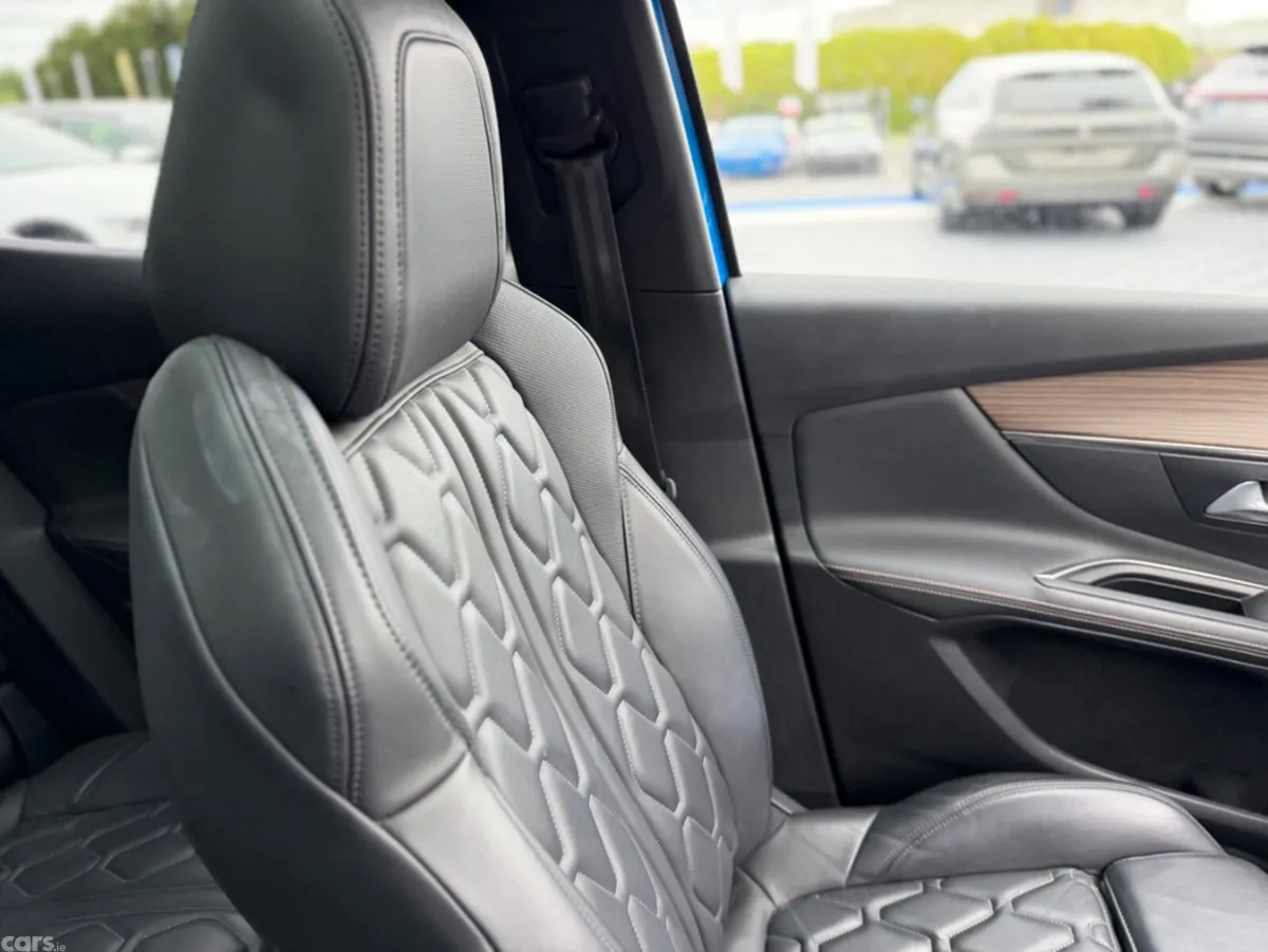 Peugeot 3008 SUV, Diesel, 2021, Blue