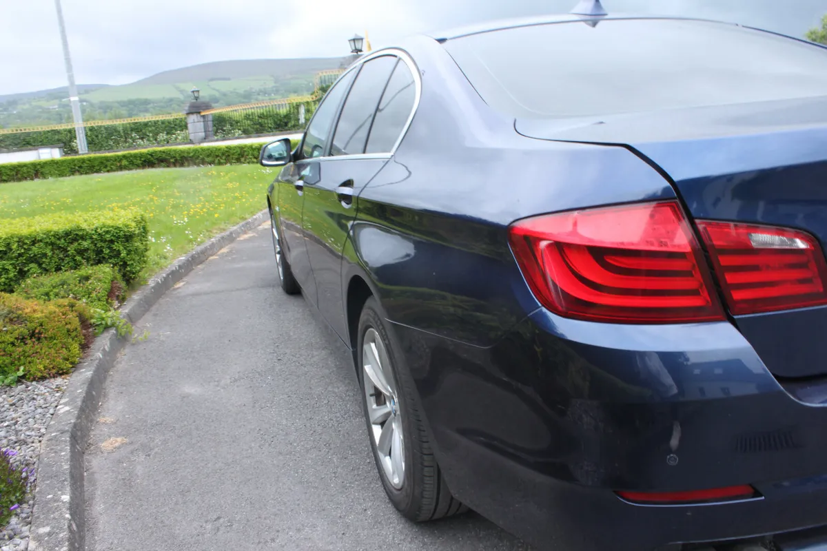 BMW 5-Series Saloon, Diesel, 2011, Blue