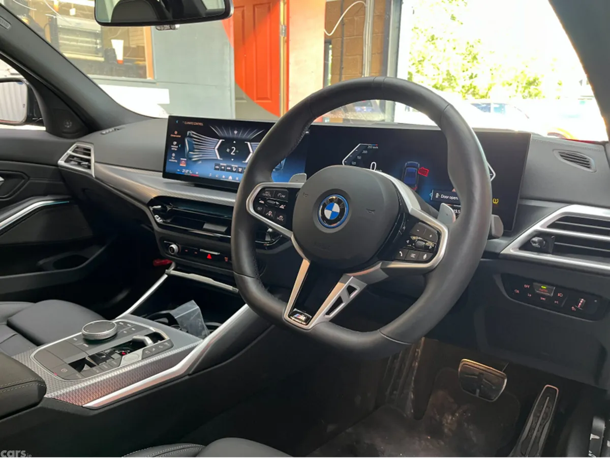 BMW 3-Series Saloon, Petrol Plug-in Hybrid, 2025, Black