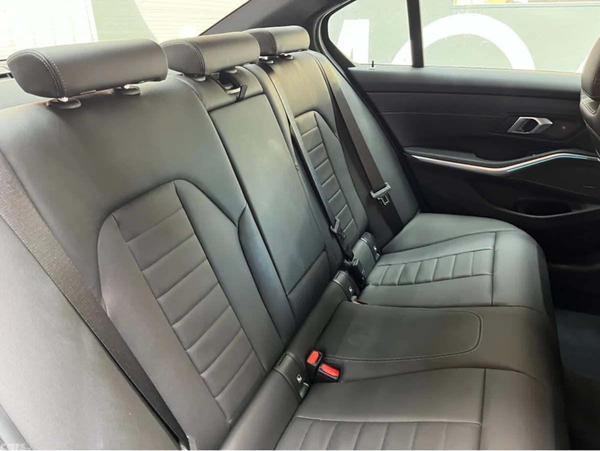 BMW 3-Series Saloon, Petrol Plug-in Hybrid, 2025, Black