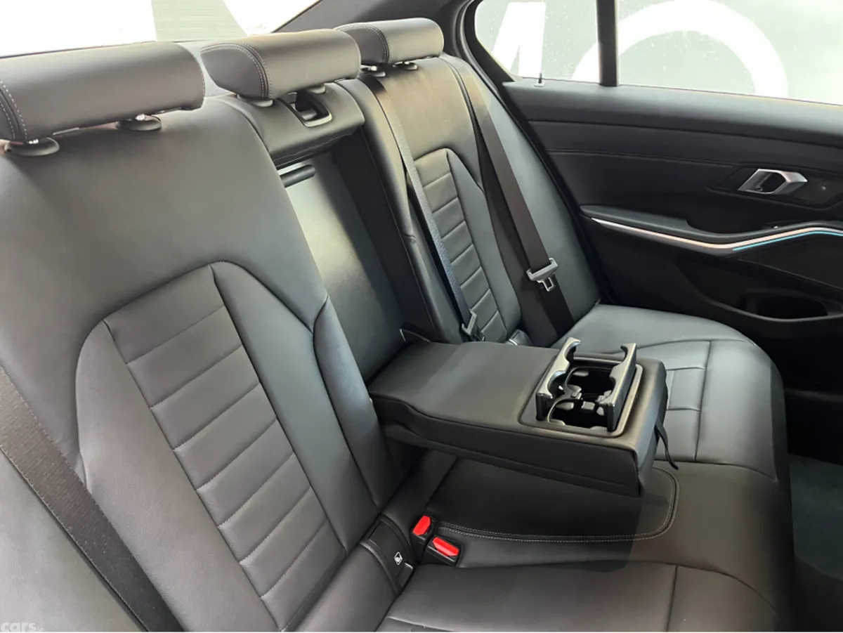 BMW 3-Series Saloon, Petrol Plug-in Hybrid, 2025, Black