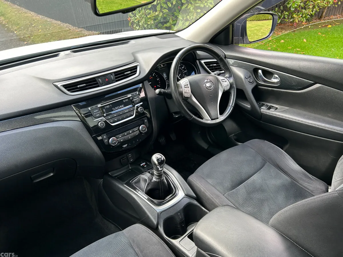 Nissan X-Trail SUV, Diesel, 2016, White