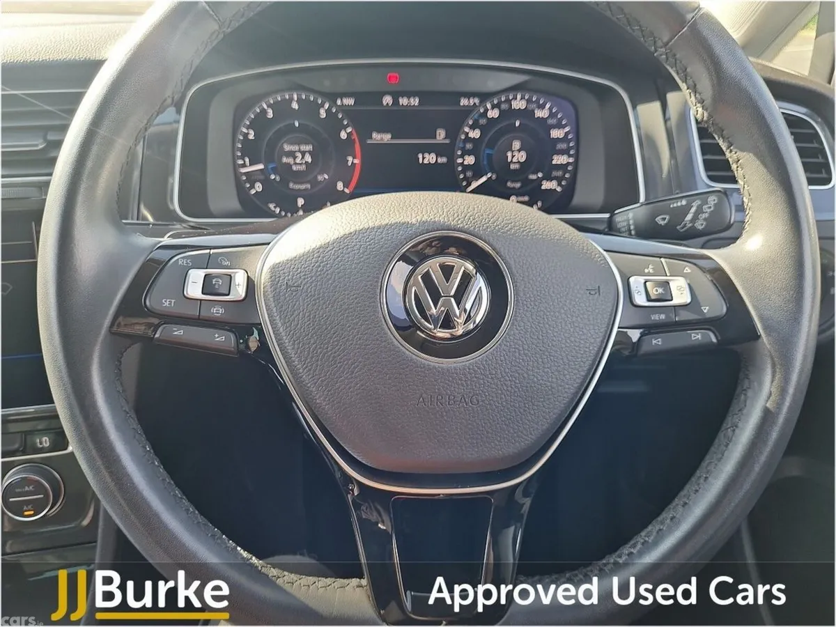 Volkswagen Golf Hatchback, Petrol, 2020, Blue
