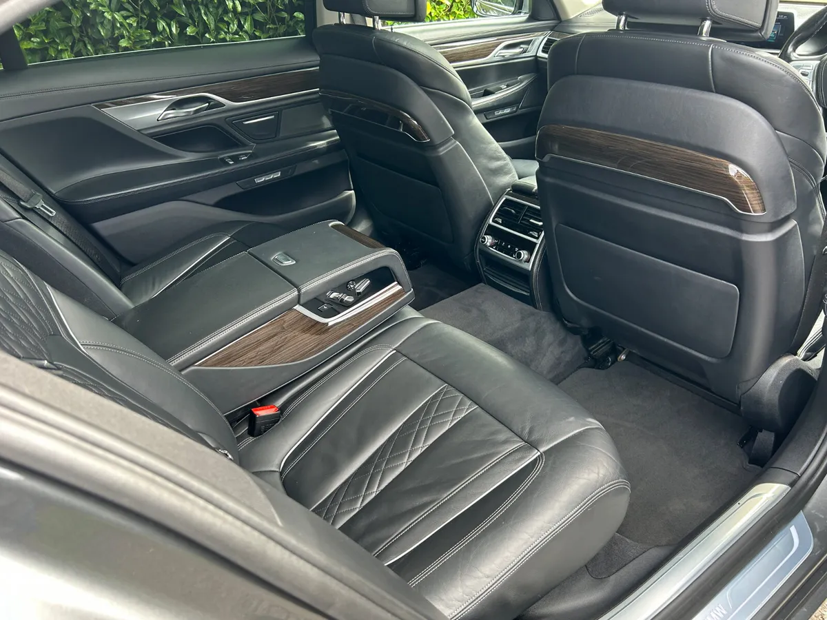 BMW 7-Series Saloon, Diesel, 2017, Grey