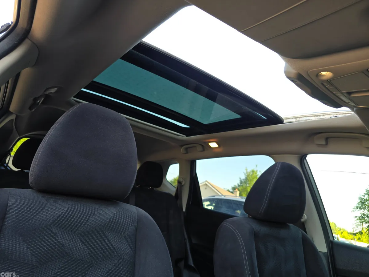 Nissan X-Trail SUV, Diesel, 2014, Silver