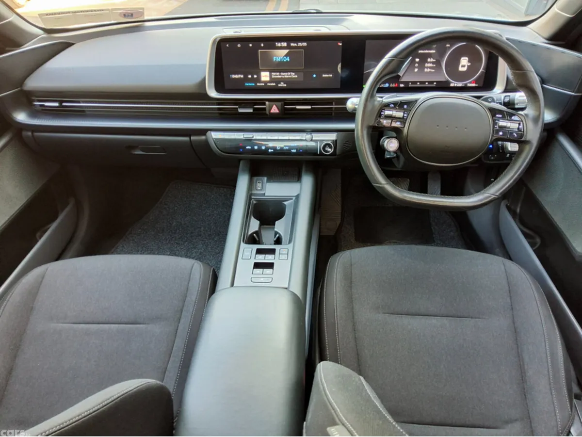 Hyundai IONIQ 6 Saloon, Electric, 2023, White