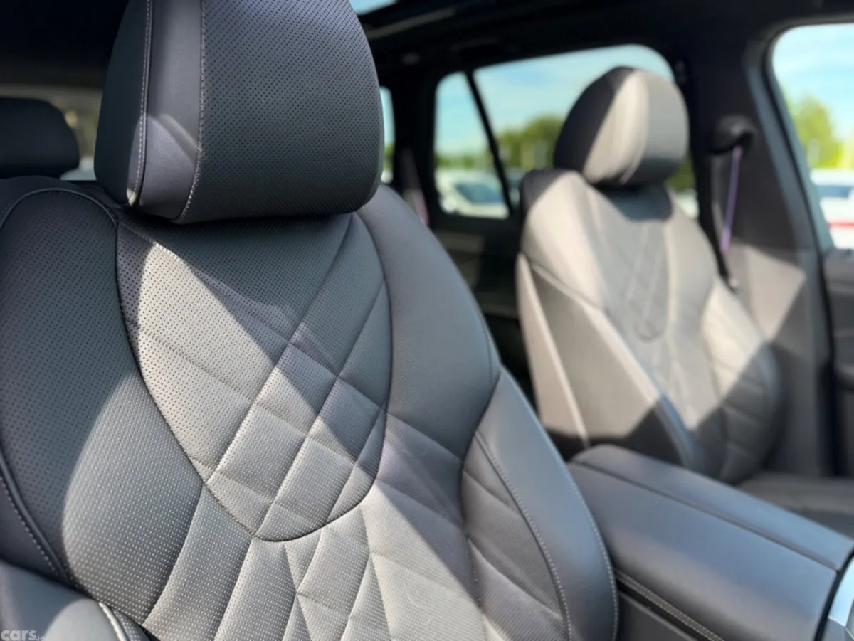 BMW X5 SUV, Petrol Plug-in Hybrid, 2023, Black