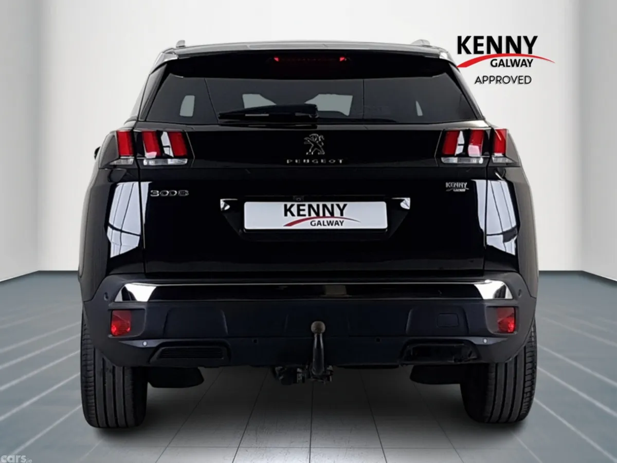 Peugeot 3008 MPV, Diesel, 2023, Black